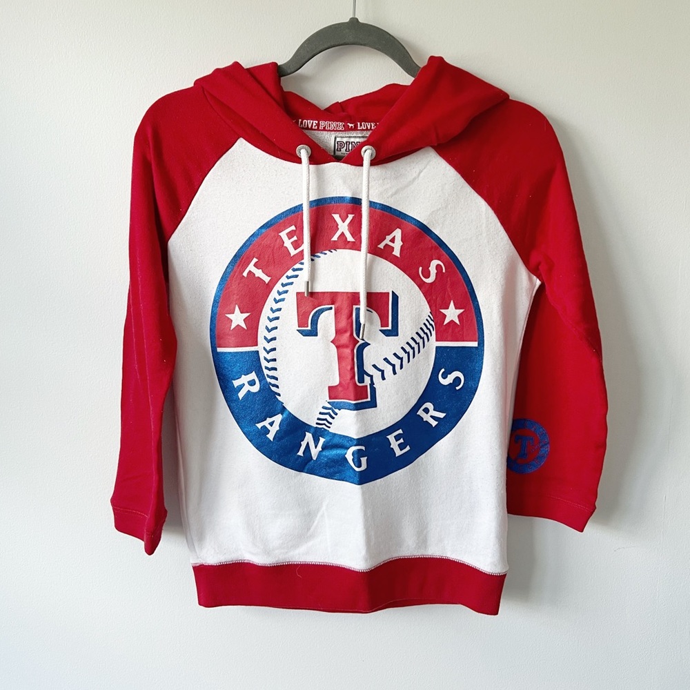VS PINK TEAM WEAR | TX RANGERS LOGO HOODIE